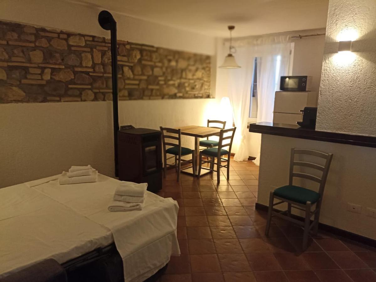 Gabriele Country House Ντεζεντσάνο ντελ Γκάρντα Εξωτερικό φωτογραφία