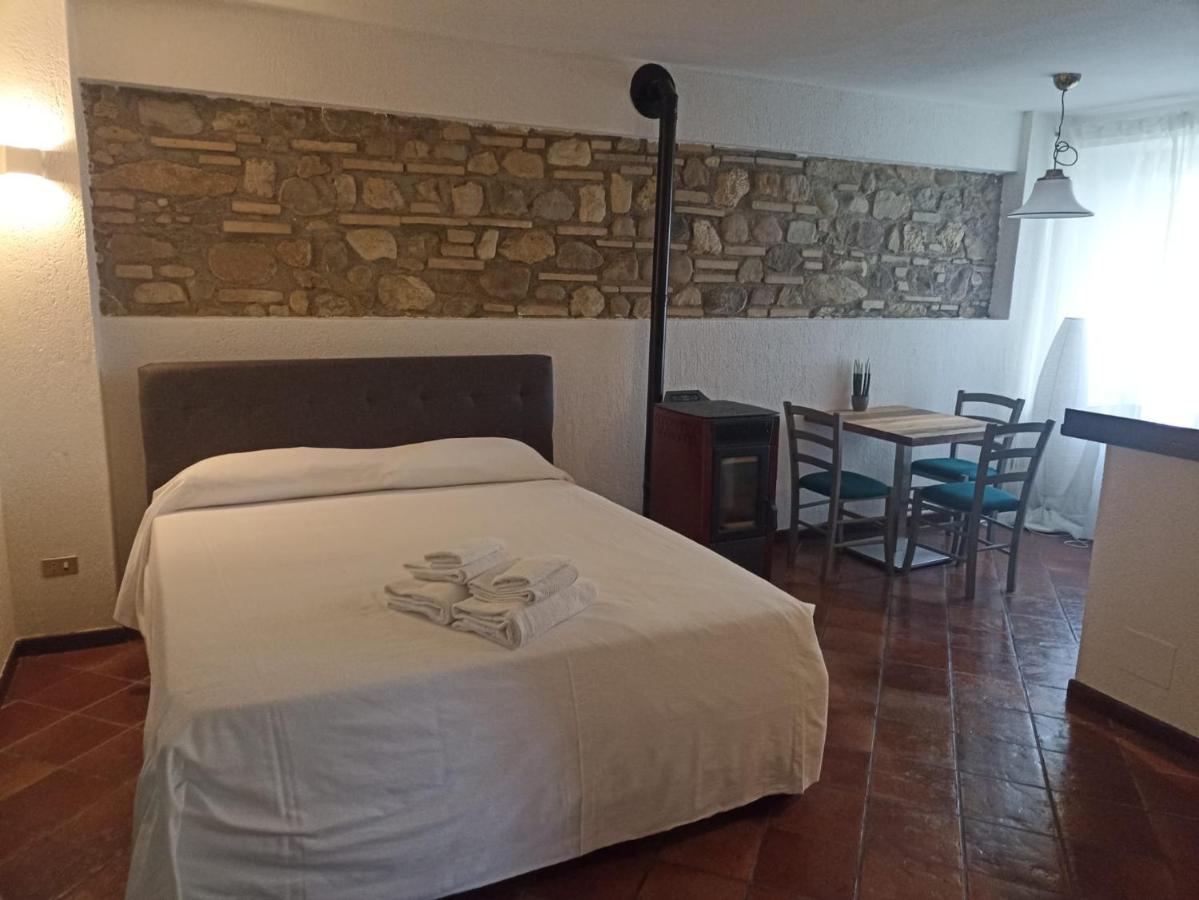 Gabriele Country House Ντεζεντσάνο ντελ Γκάρντα Εξωτερικό φωτογραφία
